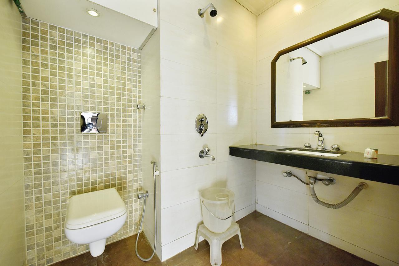 Oyo 8917 Hotel Crystal Palace 西姆拉 外观 照片